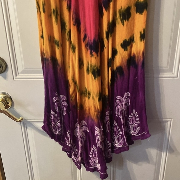 Vibrant Sleeveless Tie-Dye Dress - Picture 2 of 3